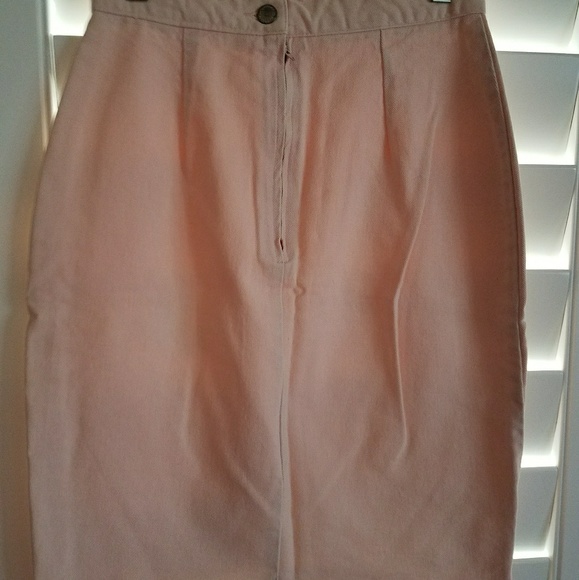 Vintage light pink denim skirt - Picture 2 of 5